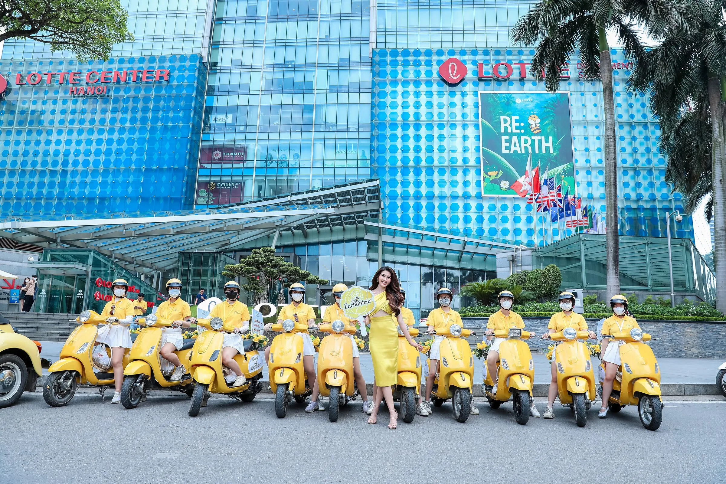 ENCHANTEUR ROADSHOW – HƯƠNG SẮC “CẬP BẾN” HÀ NỘI & TP.HCM