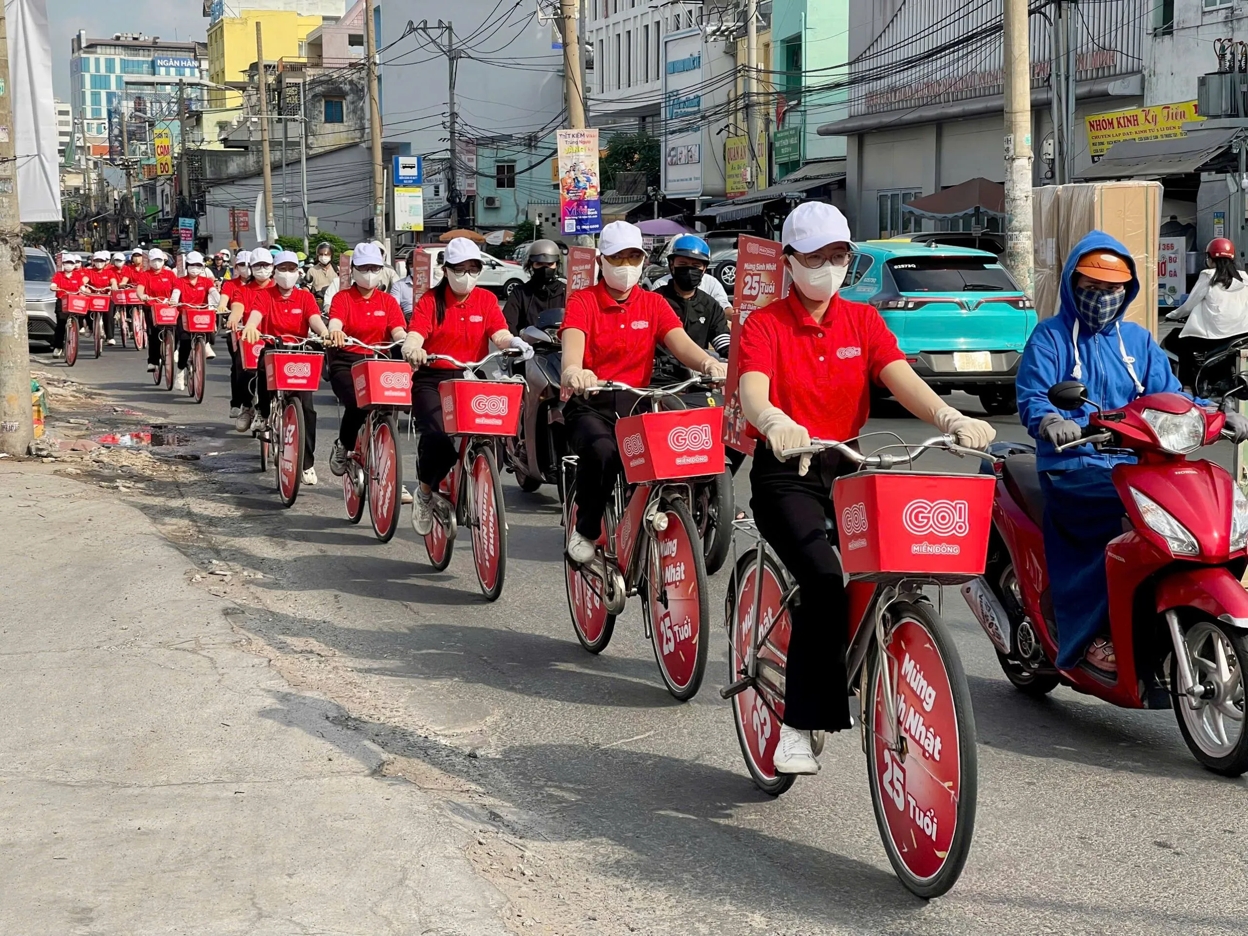 GO MIỀN ĐÔNG – SINH NHẬT 25 NĂM KHUẤY ĐỘNG MỌI CUNG ĐƯỜNG